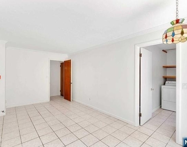 516 Knickerbocker - Photo Thumbnail 4