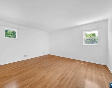 516 Knickerbocker - Photo Thumbnail 15