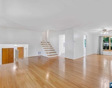 516 Knickerbocker - Photo Thumbnail 14