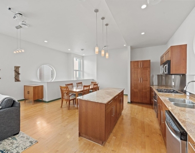 5628 Kiam Street - Photo Thumbnail 4