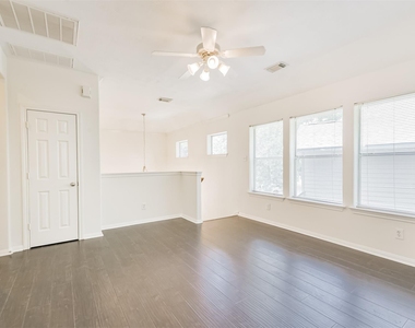 122 Cornflower Drive - Photo Thumbnail 17