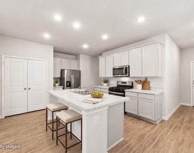 16493 Moss Lane - Photo Thumbnail 2