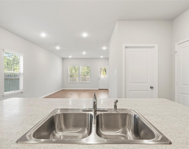 16493 Moss Lane - Photo Thumbnail 17