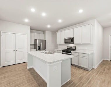 16493 Moss Lane - Photo Thumbnail 13