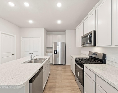 16493 Moss Lane - Photo Thumbnail 15