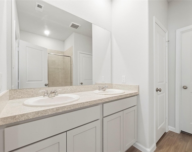 16493 Moss Lane - Photo Thumbnail 19