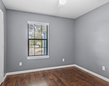 683 Fallow Lane - Photo Thumbnail 10