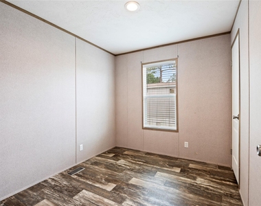 8700 Patricia Lane - Photo Thumbnail 15