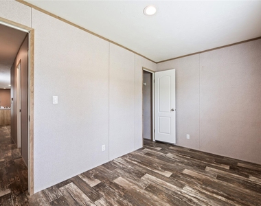 8700 Patricia Lane - Photo Thumbnail 20