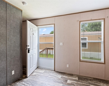 8700 Patricia Lane - Photo Thumbnail 12