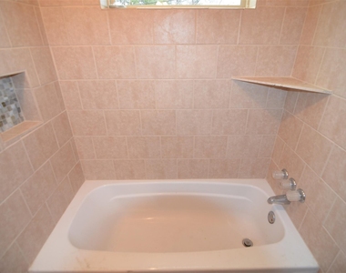 2123 Marion Street - Photo Thumbnail 9