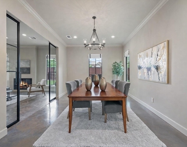 5430 Fairdale - Photo Thumbnail 13
