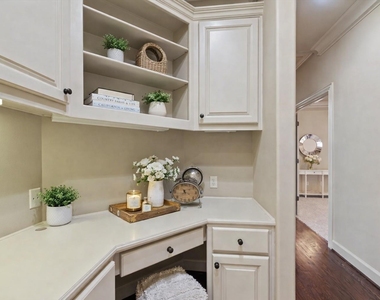 5430 Fairdale - Photo Thumbnail 22
