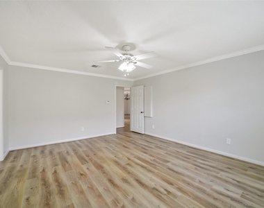12423 Olympia Drive - Photo Thumbnail 20
