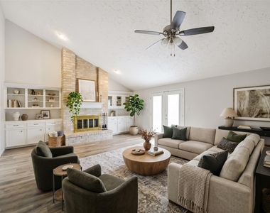 12423 Olympia Drive - Photo Thumbnail 2