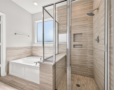 7819 Wyndham Harbor Court - Photo Thumbnail 29