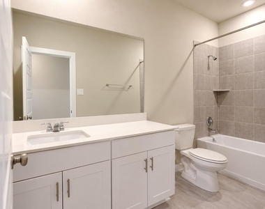 1539 King Ranch Road - Photo Thumbnail 10