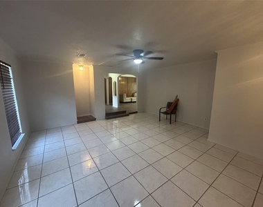 1611 Mosher Lane - Photo Thumbnail 3