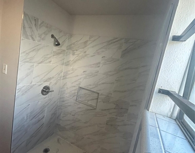 1611 Mosher Lane - Photo Thumbnail 10