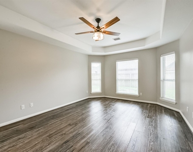 2606 Clay Creek Court - Photo Thumbnail 25