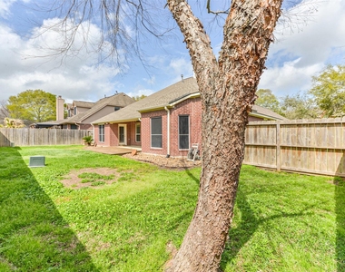 2606 Clay Creek Court - Photo Thumbnail 40