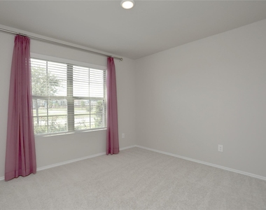 2123 Santa Ana Way - Photo Thumbnail 14