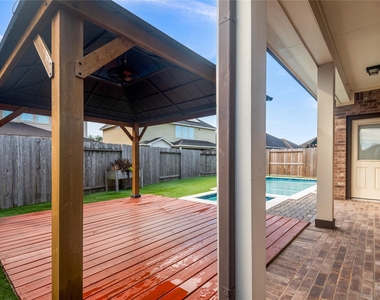4804 Ladona Court - Photo Thumbnail 39