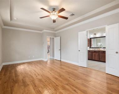4804 Ladona Court - Photo Thumbnail 22