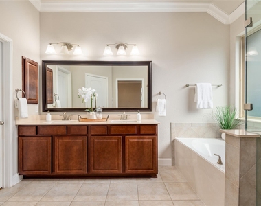 4804 Ladona Court - Photo Thumbnail 24