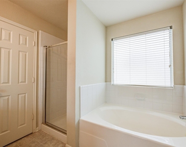 3814 Tammony Park Lane - Photo Thumbnail 23