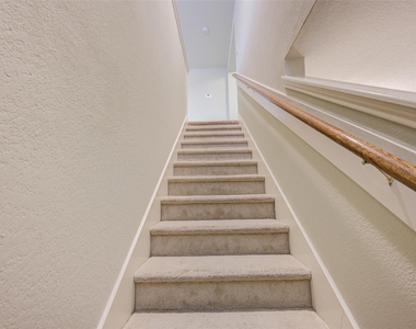 3814 Tammony Park Lane - Photo Thumbnail 13
