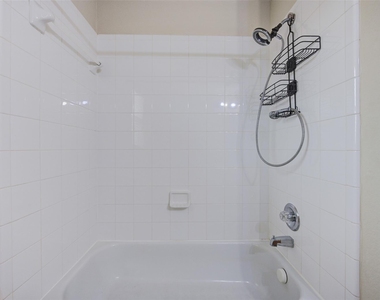 3814 Tammony Park Lane - Photo Thumbnail 20