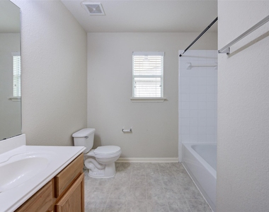 3814 Tammony Park Lane - Photo Thumbnail 19