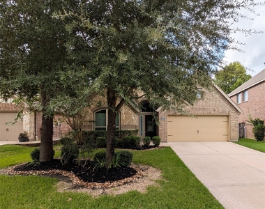 115 Forest Heights Way - Photo Thumbnail 1