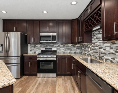 21203 Somerset Park Lane - Photo Thumbnail 11