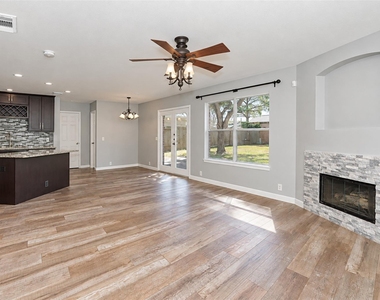21203 Somerset Park Lane - Photo Thumbnail 10