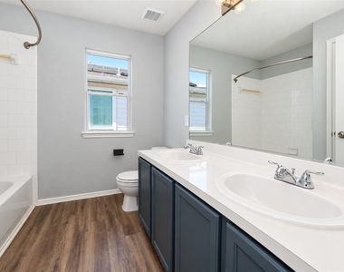 21203 Somerset Park Lane - Photo Thumbnail 41