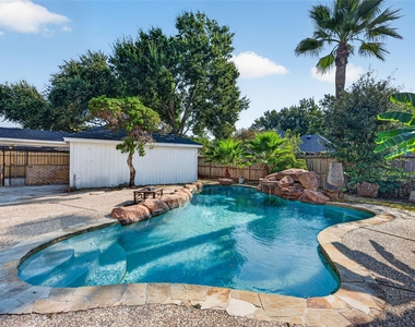 707 Cranfield Court - Photo Thumbnail 40