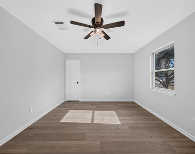 707 Cranfield Court - Photo Thumbnail 36