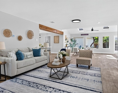 707 Cranfield Court - Photo Thumbnail 2