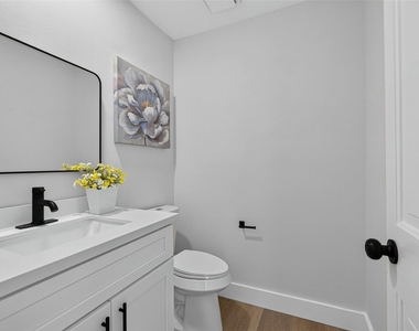 707 Cranfield Court - Photo Thumbnail 23