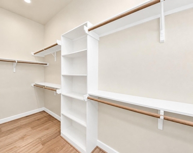 5908 Jasper Jones Way - Photo Thumbnail 15