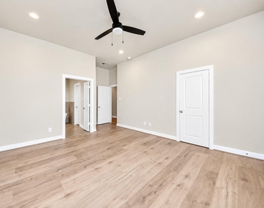 5908 Jasper Jones Way - Photo Thumbnail 12