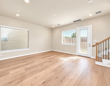 5908 Jasper Jones Way - Photo Thumbnail 5