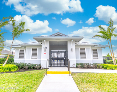 700 Veridian Circle Nw - Photo Thumbnail 25