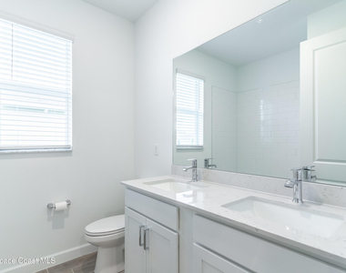 700 Veridian Circle Nw - Photo Thumbnail 15