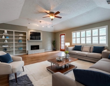 16434 Brookvilla Drive - Photo Thumbnail 7