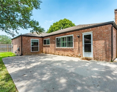 16434 Brookvilla Drive - Photo Thumbnail 20