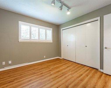 16434 Brookvilla Drive - Photo Thumbnail 14