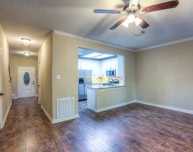 130 Willowwood Circle - Photo Thumbnail 7